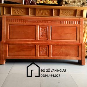 GIường gỗ sồi nga đỏ