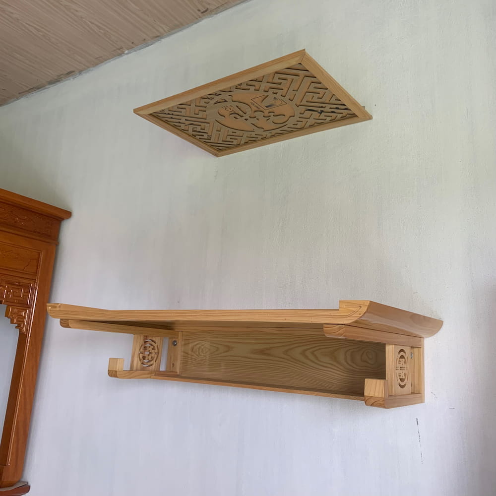 Bàn thờ Treo Tường Loại To TT06 4 Bàn Thờ Treo Tường Chung Cư Gỗ Sồi Chữ Phúc TT03 (1)
