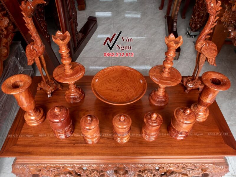 https://dogovannguu.com/cach-bai-tri-ban-tho-tam-cap-chuan-phong-thuy-2024/
