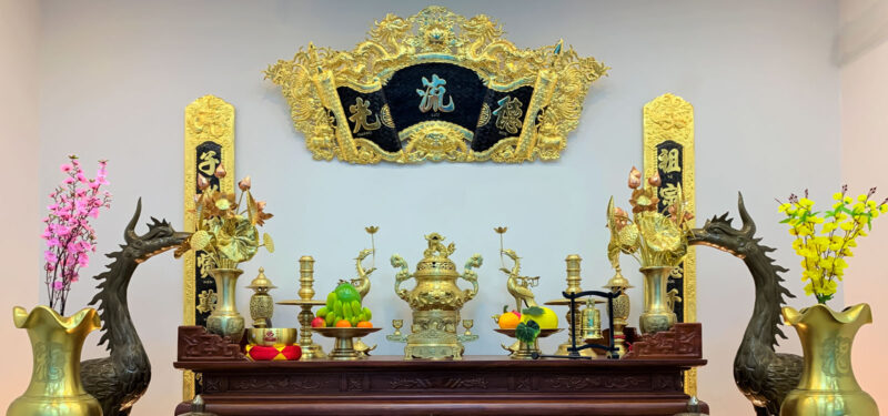 An Nhập Hương Linh Lên Bàn Thờ Gia Tiên